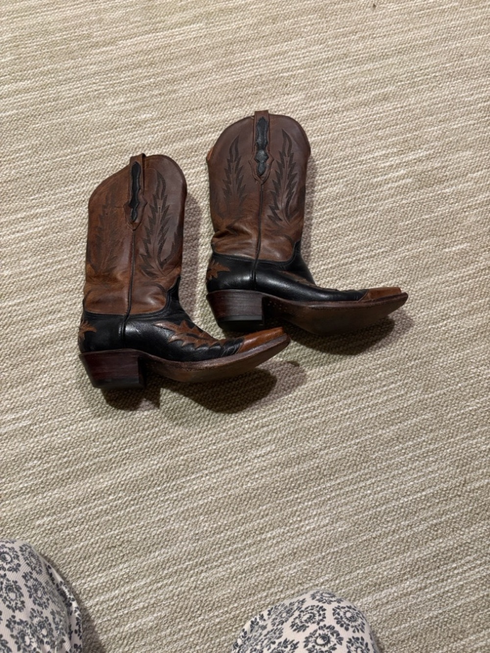 Brown Leather Heeled Western Boots - Women's Fashion - Picture 4 of 4